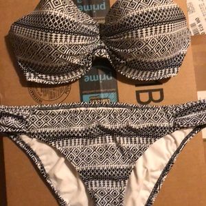 Cute black and white geometric bikini